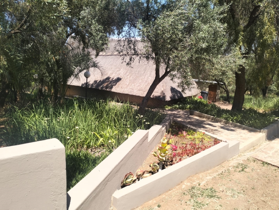 4 Bedroom Property for Sale in Zoutpansdrift A H North West